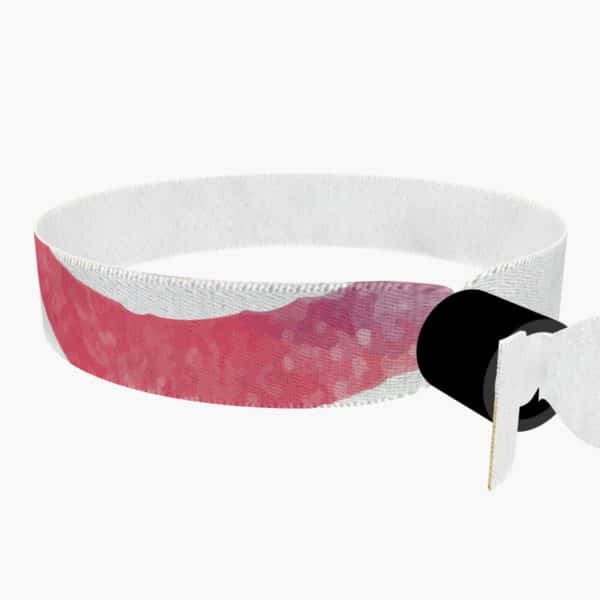 Ansicht von links hinten: Fancy Infinity Stoffarmband