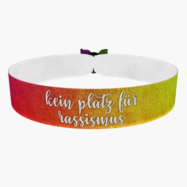Ansicht von vorne: Kein Platz für Rassismus Stoffarmband