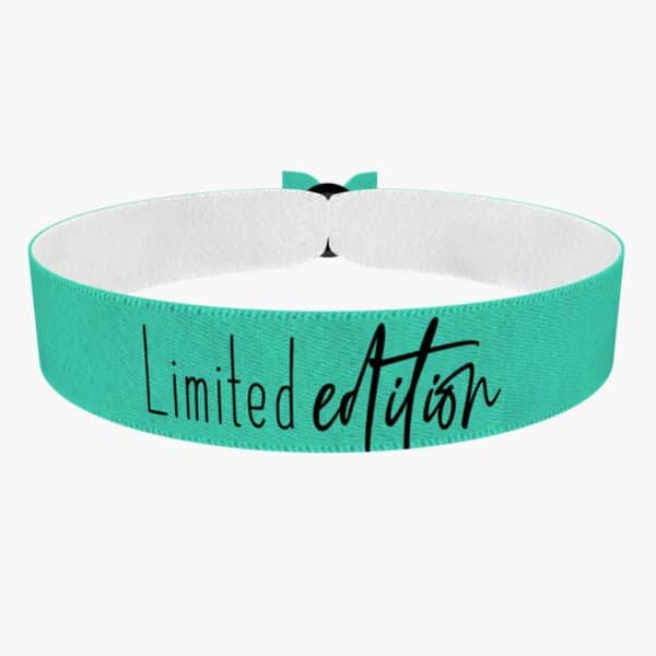 Ansicht von vorne: Limited Edition Stoffarmband türkis