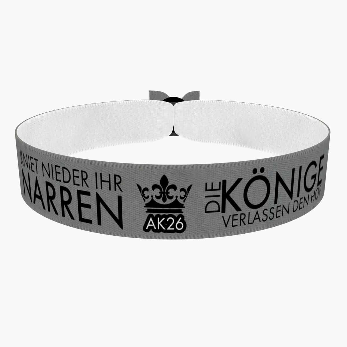 Produkt AK26 Kniet nieder ihr Narren Abschlussklasse Stoffarmband 2026